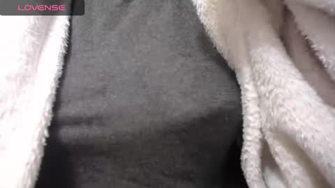 lenagolden online show from 10-29-25, 12:18