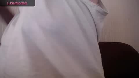 lenagolden online show from 11-05-25, 08:47