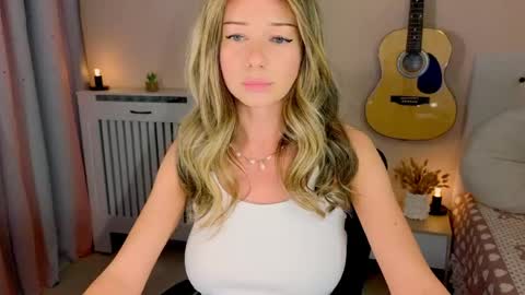Lena online show from 05-21-26, 04:14