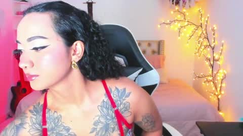Snapshot of lenastylesoa chatting on 05-18-26, 09:09 Lena online show from 05-18-26, 09:09