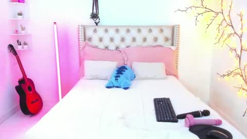 Snapshot of lenastylesoa chatting on 05-28-26, 09:01 Lena online show from 05-28-26, 09:01