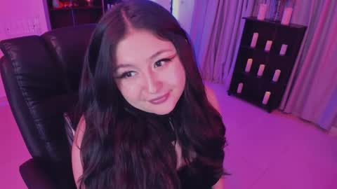 Lenna Kang online show from 02-22-25, 01:00