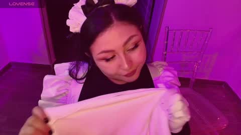 Lenna Kang online show from 10-25-25, 11:21