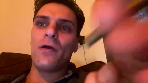 Snapshot of lendariokiss chatting on 09-15-25, 03:23 Armando online show from 09-15-25, 03:23