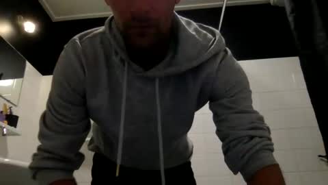 Snapshot of lendariokiss chatting on 05-15-26, 12:01 Armando online show from 05-15-26, 12:01