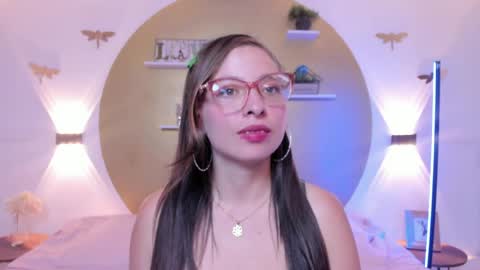 Snapshot of lenna_phillips chatting on 06-05-26, 11:38 Lenna online show from 06-05-26, 11:38