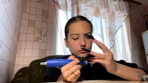 Snapshot of lenniepennachio chatting on 04-21-26, 03:02 Hellomy name is Natalyits my first day here nice to meet you Give me 50 thumbs ups online show from 04-21-26, 03:02