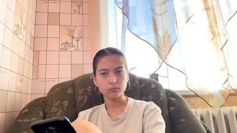 Snapshot of lenniepennachio chatting on 05-02-26, 03:11 Hellomy name is Natalyits my first day here nice to meet you Give me 50 thumbs ups online show from 05-02-26, 03:11