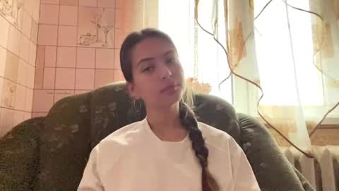 Snapshot of lenniepennachio chatting on 05-26-26, 03:35 Hellomy name is Natalyits my first day here nice to meet you Give me 50 thumbs ups online show from 05-26-26, 03:35