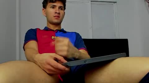 leo183877 online show from 05-11-26, 04:40