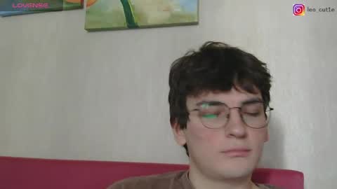 Snapshot of leo_cutie chatting on 05-16-26, 06:21 leo_cutie online show from 05-16-26, 06:21