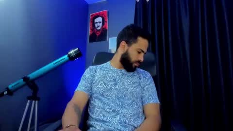 Snapshot of leo_diaz01 chatting on 12-22-24, 06:37 Leo Diaz online show from 12-22-24, 06:37