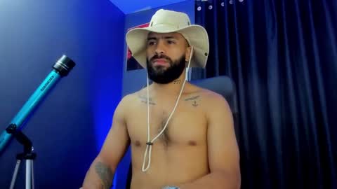 Snapshot of leo_diaz01 chatting on 12-31-24, 05:22 Leo Diaz online show from 12-31-24, 05:22