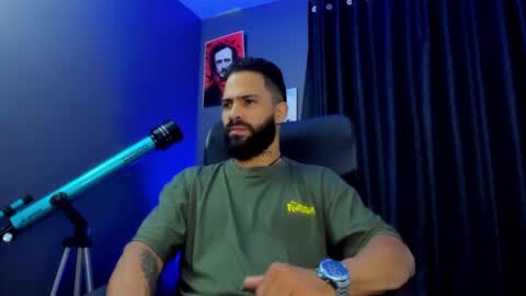 Snapshot of leo_diaz01 chatting on 01-03-25, 04:22 Leo Diaz online show from 01-03-25, 04:22