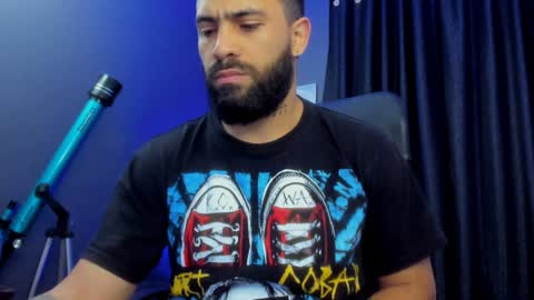 Snapshot of leo_diaz01 chatting on 01-10-25, 04:54 Leo Diaz online show from 01-10-25, 04:54