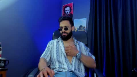 Snapshot of leo_diaz01 chatting on 01-19-25, 01:55 Leo Diaz online show from 01-19-25, 01:55