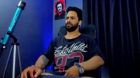 Snapshot of leo_diaz01 chatting on 02-10-25, 03:35 Leo Diaz online show from 02-10-25, 03:35