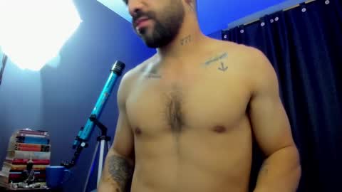 Snapshot of leo_diaz01 chatting on 02-17-25, 02:09 Leo Diaz online show from 02-17-25, 02:09