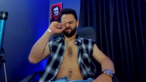 Snapshot of leo_diaz01 chatting on 02-27-25, 11:15 Leo Diaz online show from 02-27-25, 11:15