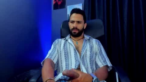 Snapshot of leo_diaz01 chatting on 03-04-25, 04:27 Leo Diaz online show from 03-04-25, 04:27