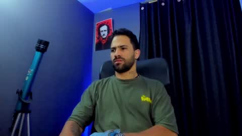 Snapshot of leo_diaz01 chatting on 03-07-25, 02:25 Leo Diaz online show from 03-07-25, 02:25