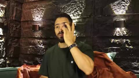 Snapshot of leo_diaz01 chatting on 10-18-25, 12:24 Leo Diaz online show from 10-18-25, 12:24