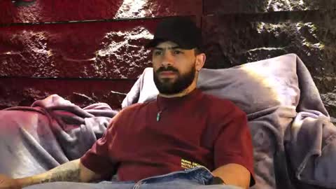 Snapshot of leo_diaz01 chatting on 10-24-25, 05:59 Leo Diaz online show from 10-24-25, 05:59