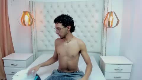Snapshot of leo_sanz6 chatting on 07-11-26, 12:30 LEO online show from 07-11-26, 12:30