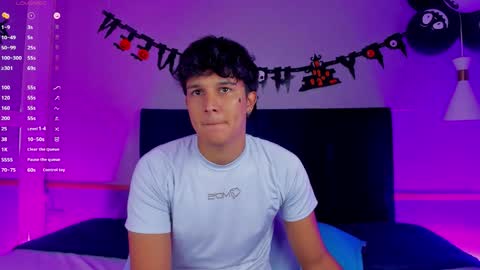 Snapshot of leo_savage_ chatting on 10-24-25, 03:58 Leo online show from 10-24-25, 03:58