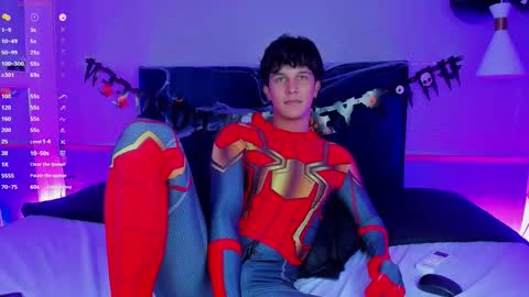 Snapshot of leo_savage_ chatting on 10-28-25, 04:16 Leo online show from 10-28-25, 04:16