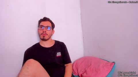 Carlos  Alissa. Help us to reach 100 likes  online show from 01-10-25, 05:13