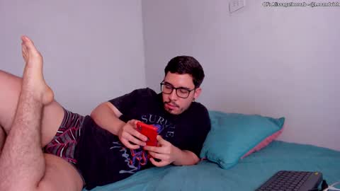 Carlos  Alissa. Help us to reach 100 likes  online show from 10-19-25, 05:13