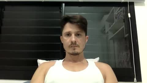 leomantovani online show from 12-23-25, 12:08