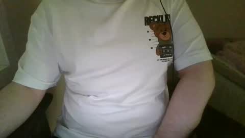 Snapshot of leon7069 chatting on 09-28-25, 08:09 Leon online show from 09-28-25, 08:09