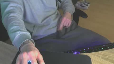 Lele 97 online show from 12-26-24, 09:26