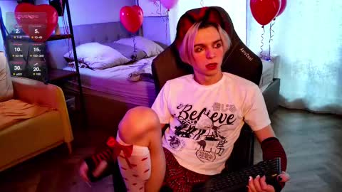 Leon online show from 02-15-25, 08:11