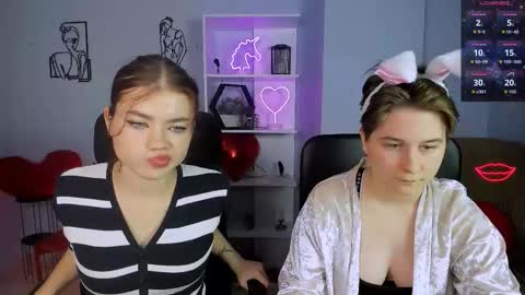 Leona online show from 11-15-25, 01:40