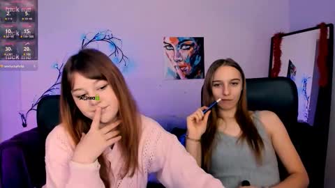 Leona online show from 11-23-25, 10:48