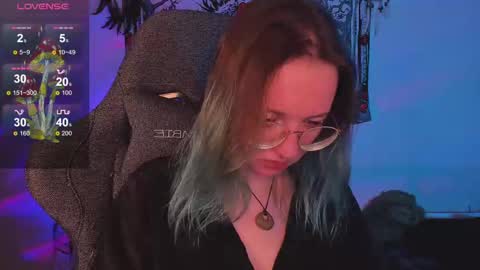 Snapshot of leona_nick chatting on 12-09-24, 08:33 leona online show from 12-09-24, 08:33