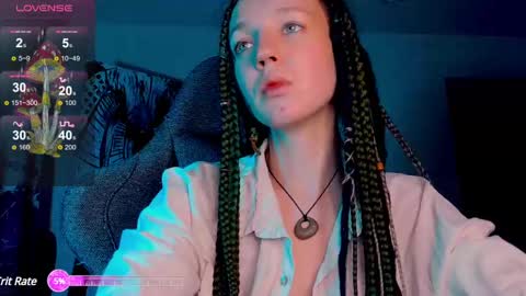 Snapshot of leona_nick chatting on 01-29-25, 10:01 leona online show from 01-29-25, 10:01