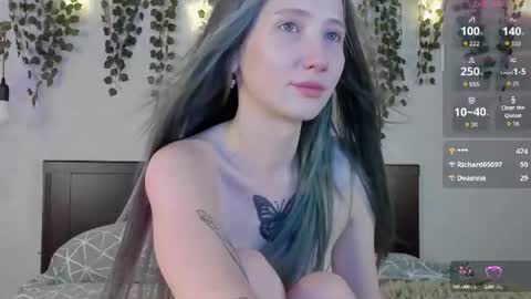 Leona online show from 06-11-26, 02:53
