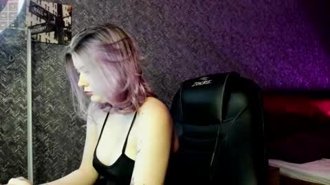 leona_williams online show from 02-21-25, 12:06