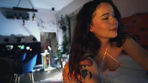 Leo online show from 12-18-25, 10:38