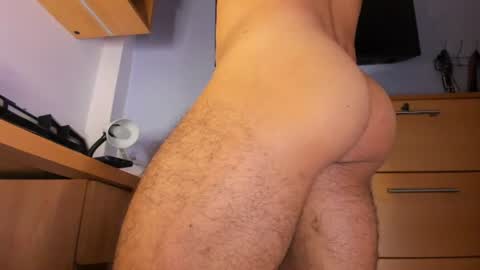 Snapshot of leonardo_sanguinnetti chatting on 07-24-26, 11:47 JOSEPH online show from 07-24-26, 11:47