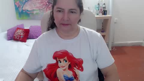 leonela   online show from 03-25-26, 03:01