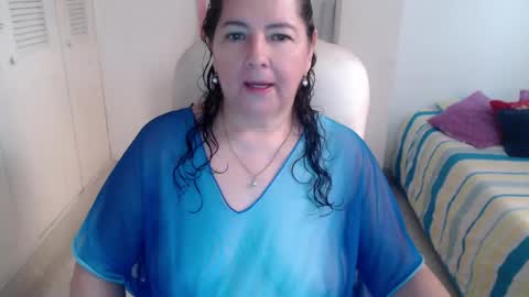 leonela   online show from 05-22-26, 09:09