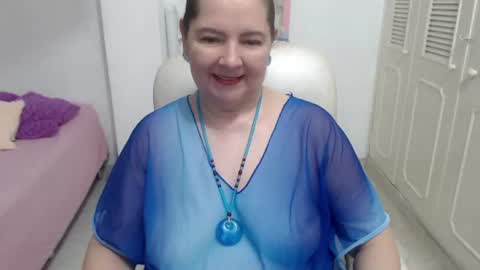 Snapshot of leonela_69 chatting on 07-07-26, 07:45 leonela online show from 07-07-26, 07:45