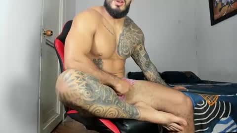 Snapshot of leonidas_k18 chatting on 06-30-26, 08:32 ANDRES online show from 06-30-26, 08:32