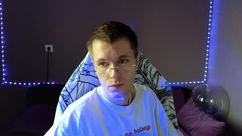 Leon online show from 01-08-25, 06:52