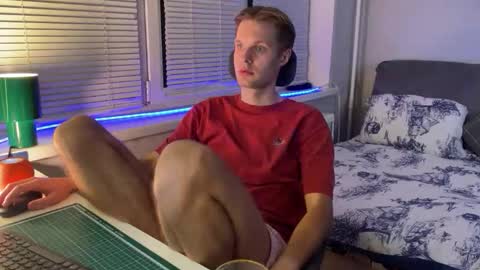 Snapshot of leonnextdoor chatting on 01-31-26, 09:24 Leon online show from 01-31-26, 09:24